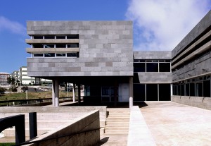 1. Escuela de Idiomas